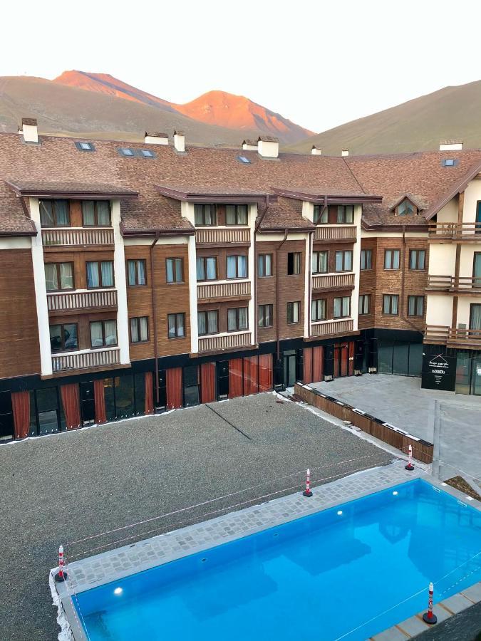 Gvc New Gudauri Alpic Mountain View Apartman Kültér fotó